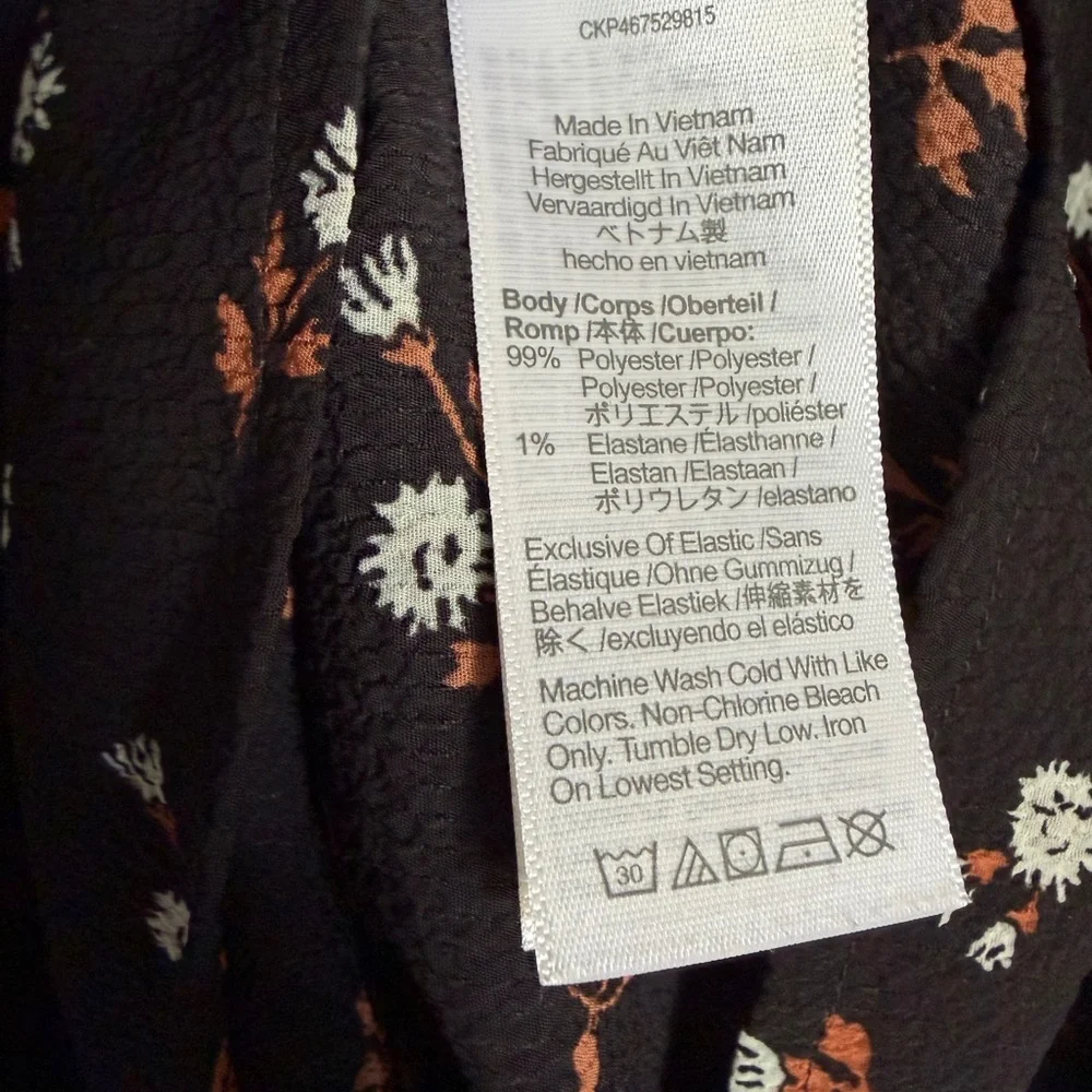 Madewell Embroidered Smockneck Top - Tossed Floral - Picture 5 of 5